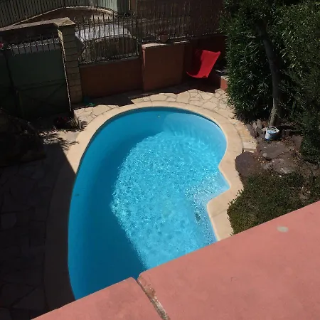 Town With Swimming Pool * 멍똥